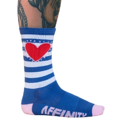 CLOTHING SOCKS AFFINITY KEITH HARING SM/MD HEART w/STRIPES 